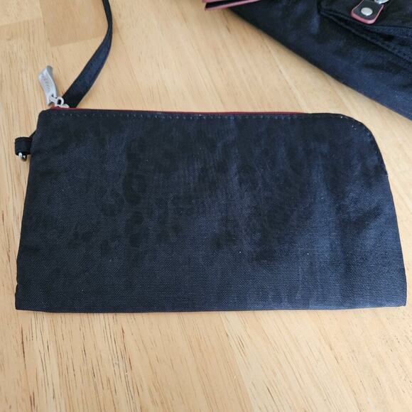 Baggallini Around Town Crossbody Bag With Rfid Phone Wristlet Black Animal- EUC - Picture 4 of 10